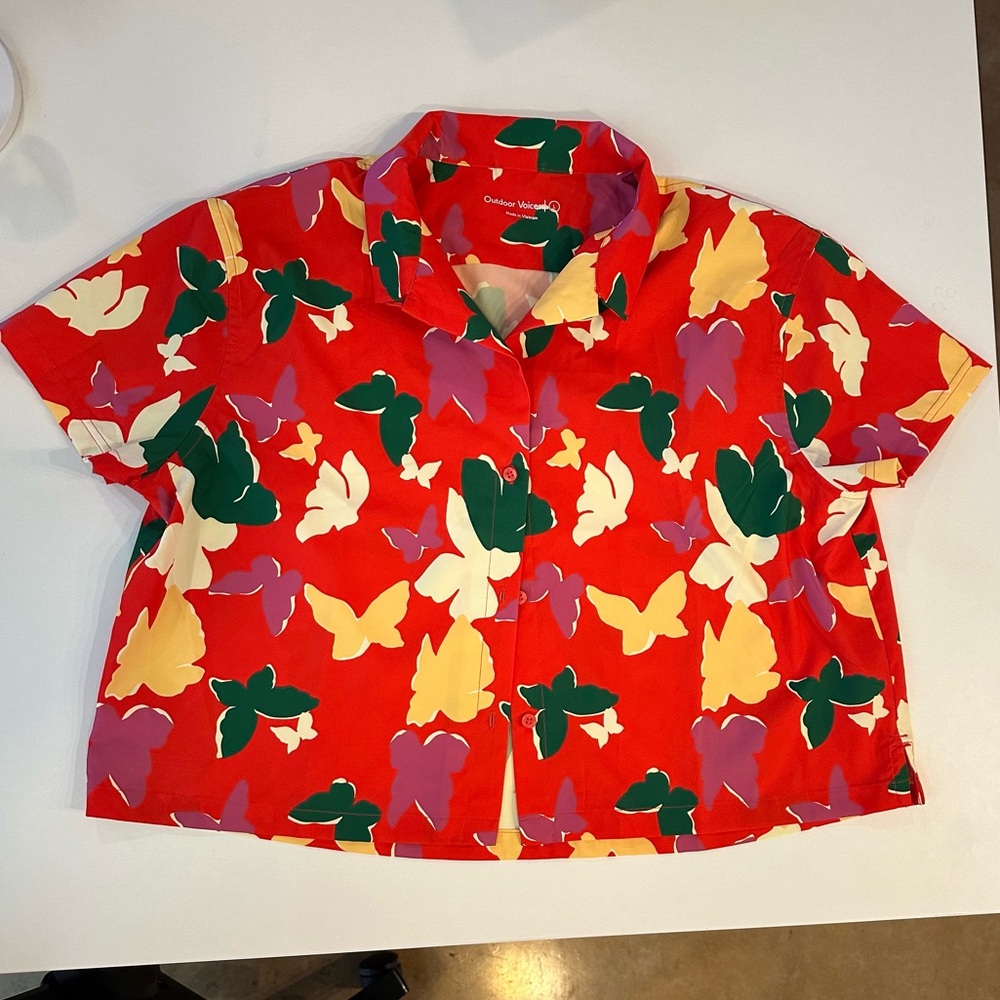 Outdoor Voices Cropped Button Top